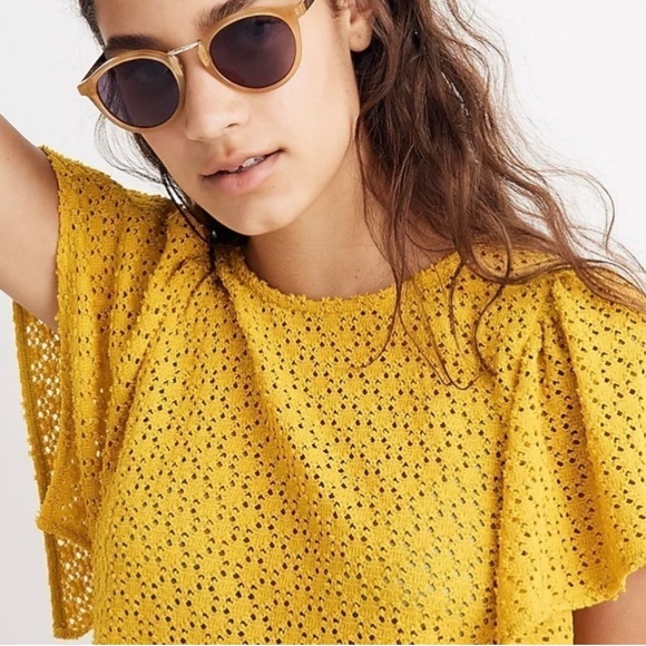 Madewell Texture & Thread Eyelet Flutter Sleeve Top (M/L) - Picture 3 of 6